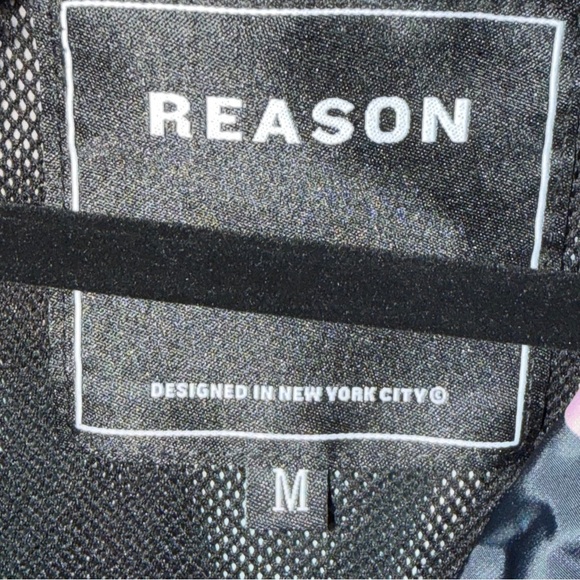 Retro Graphic Windbreaker Pullover - Pink Blue Black - Picture 3 of 3